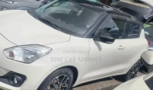 Suzuki Swift 2022 White