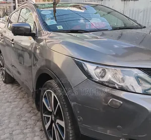 Nissan Qashqai 2016 Gray