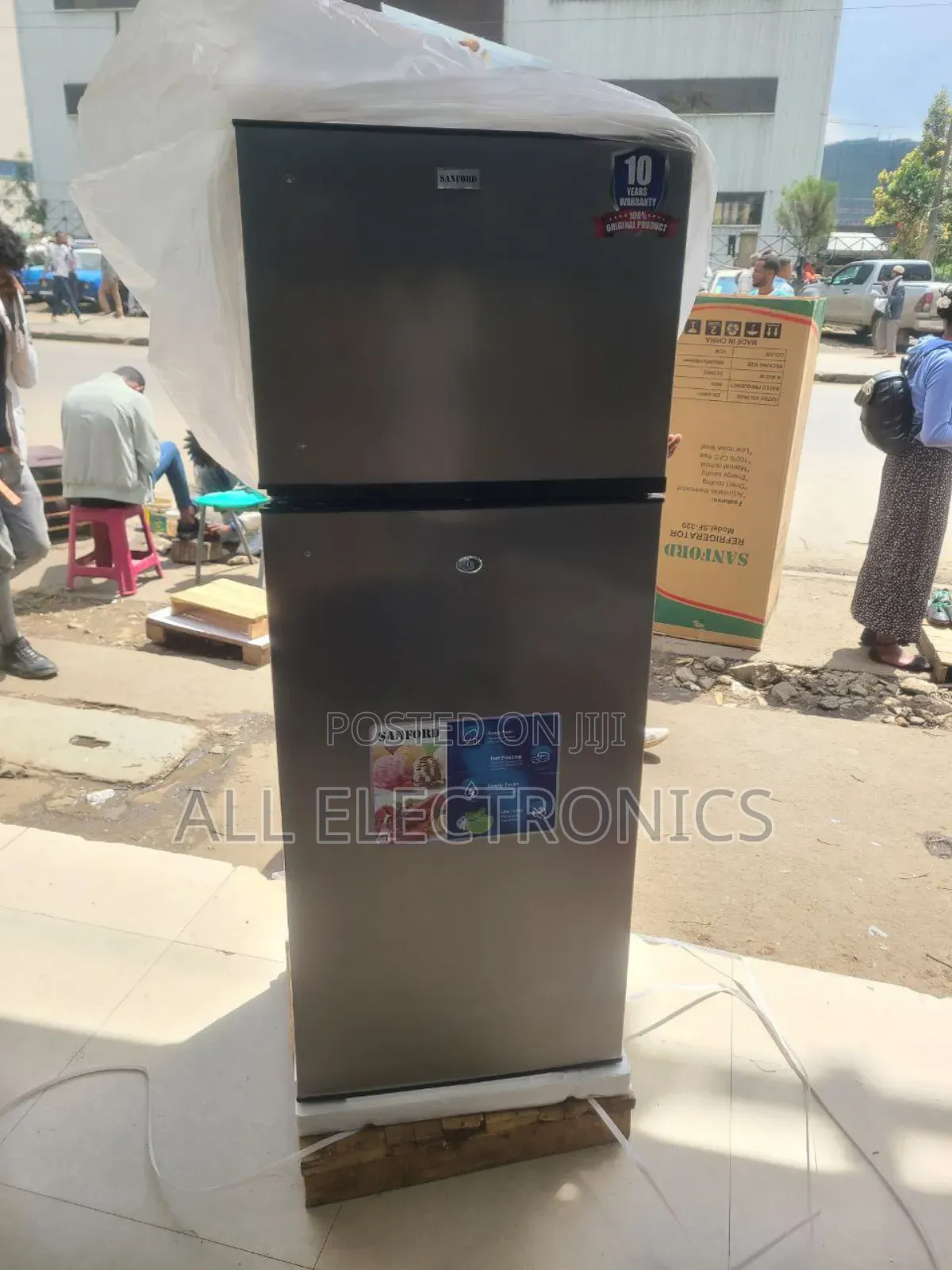 Sanford 330 Model Standing Fridge