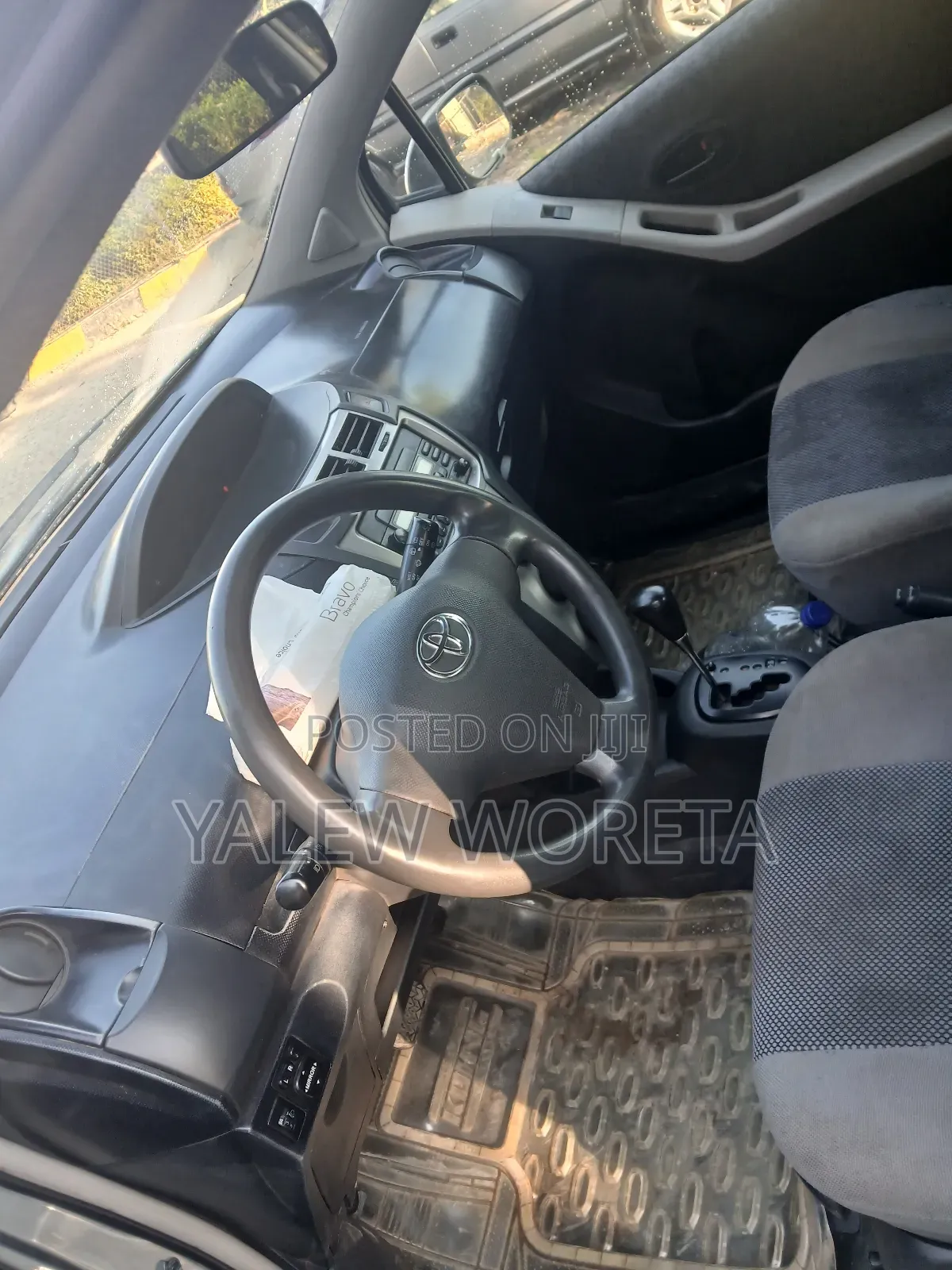 Toyota Yaris 1.0 VVT-i 2008 Gray