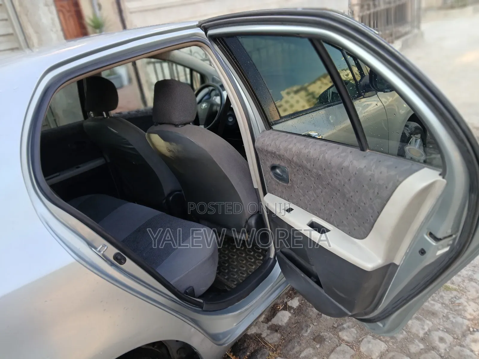 Toyota Yaris 1.0 VVT-i 2008 Gray