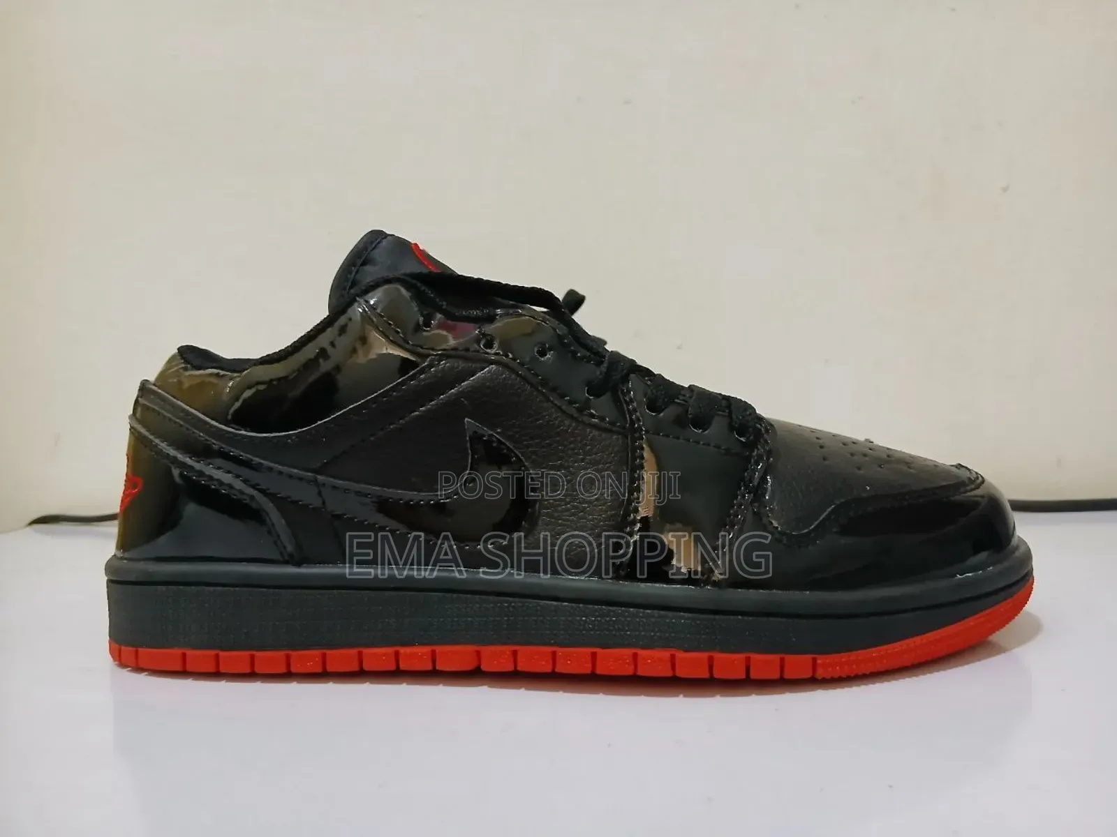 Nike Air Jordan 1 Low Made in Vietnam