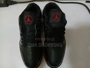 Nike Air Jordan 1 Low Made in Vietnam