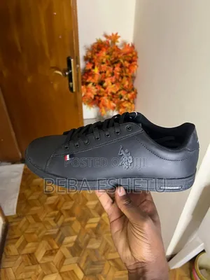 Photo - Low Top Fashion Sneaker