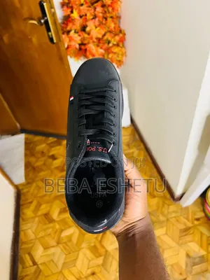 Low Top Fashion Sneaker