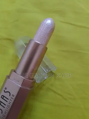 Photo - Ushas Highlighter