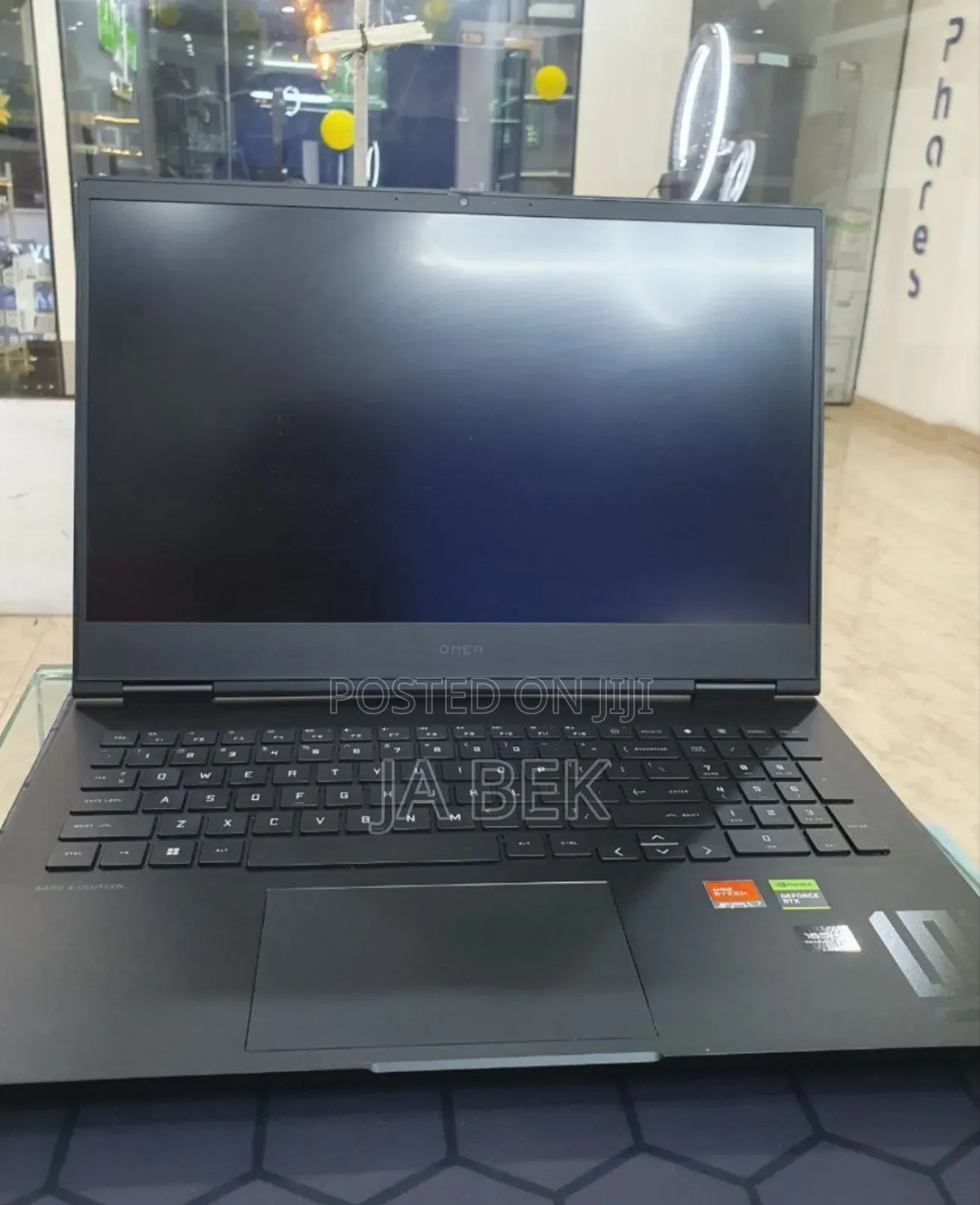 New Laptop HP Omen 16 16GB AMD Ryzen 7 SSD 1T