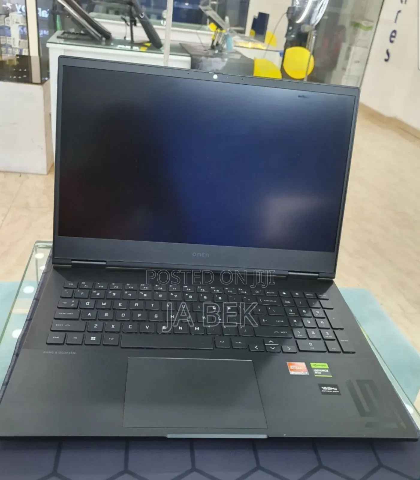 New Laptop HP Omen 16 16GB AMD Ryzen 7 SSD 1T