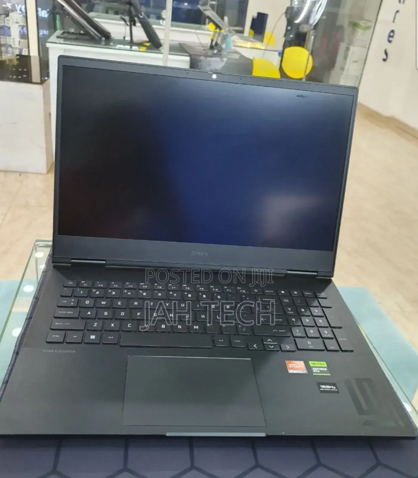 New Laptop HP Omen 16 16GB AMD Ryzen 7 SSD 1T