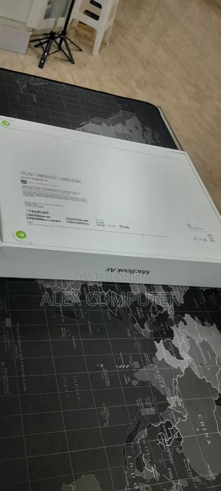 New Laptop Apple MacBook Air 2025 M4 13-Inch 16GB Apple M4 SSD 256GB