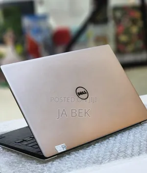 New Laptop Dell XPS 15 8GB Intel Core I7 SSD 256GB