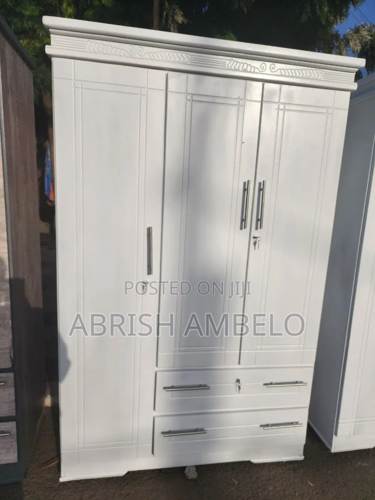 Liyu Furniture Free Delivery