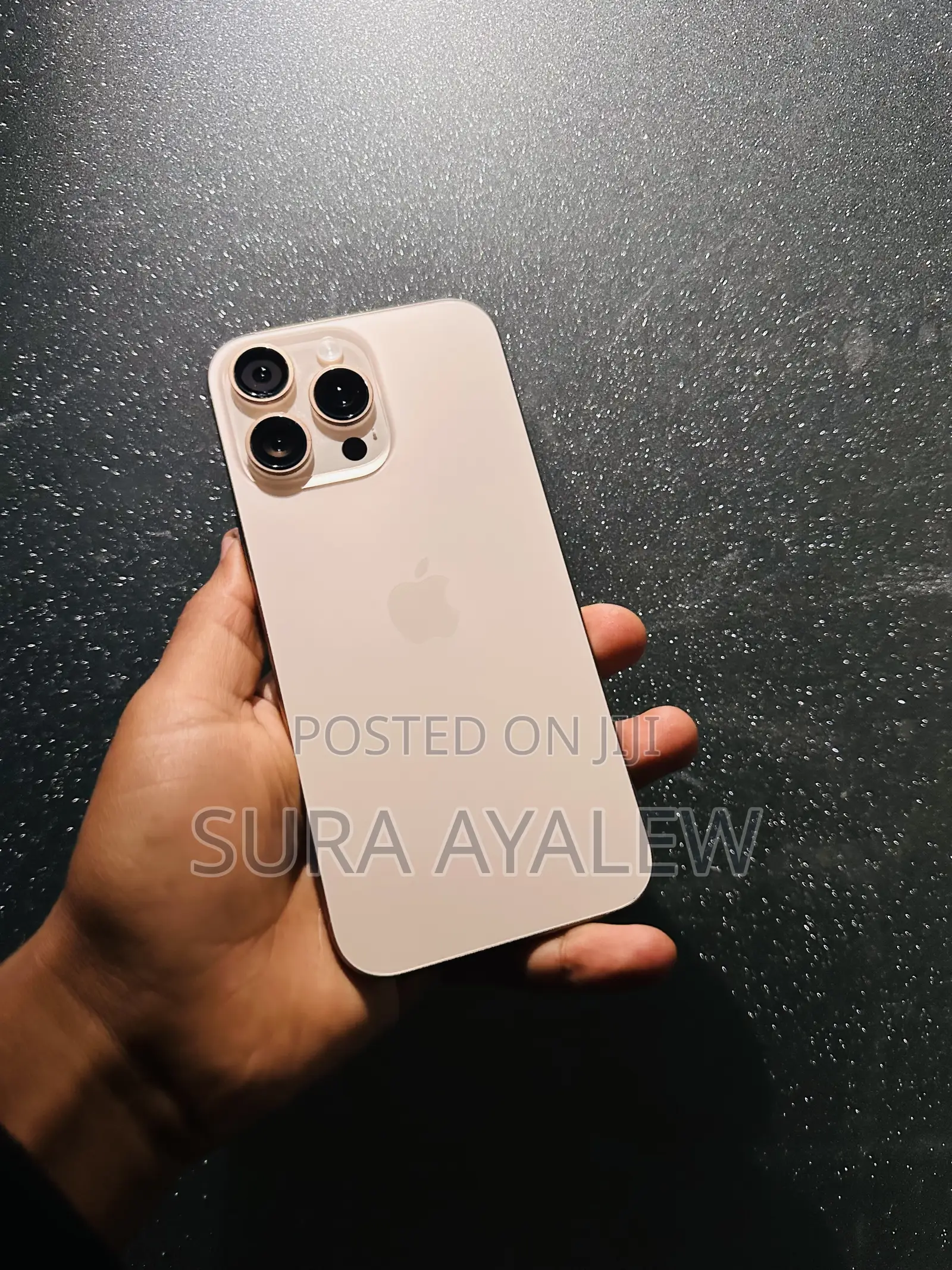 New Apple iPhone 16 Pro Max 256 GB Gold