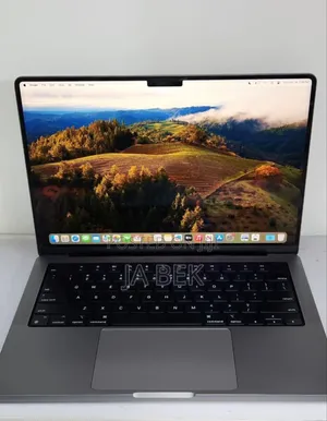New Laptop Apple MacBook Pro M1 16GB Apple M1 Pro SSD 512GB