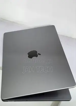 New Laptop Apple MacBook Pro M1 16GB Apple M1 Pro SSD 512GB