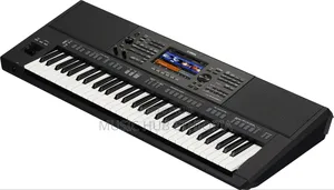 Yamaha PSR-Sx920 Keyboard