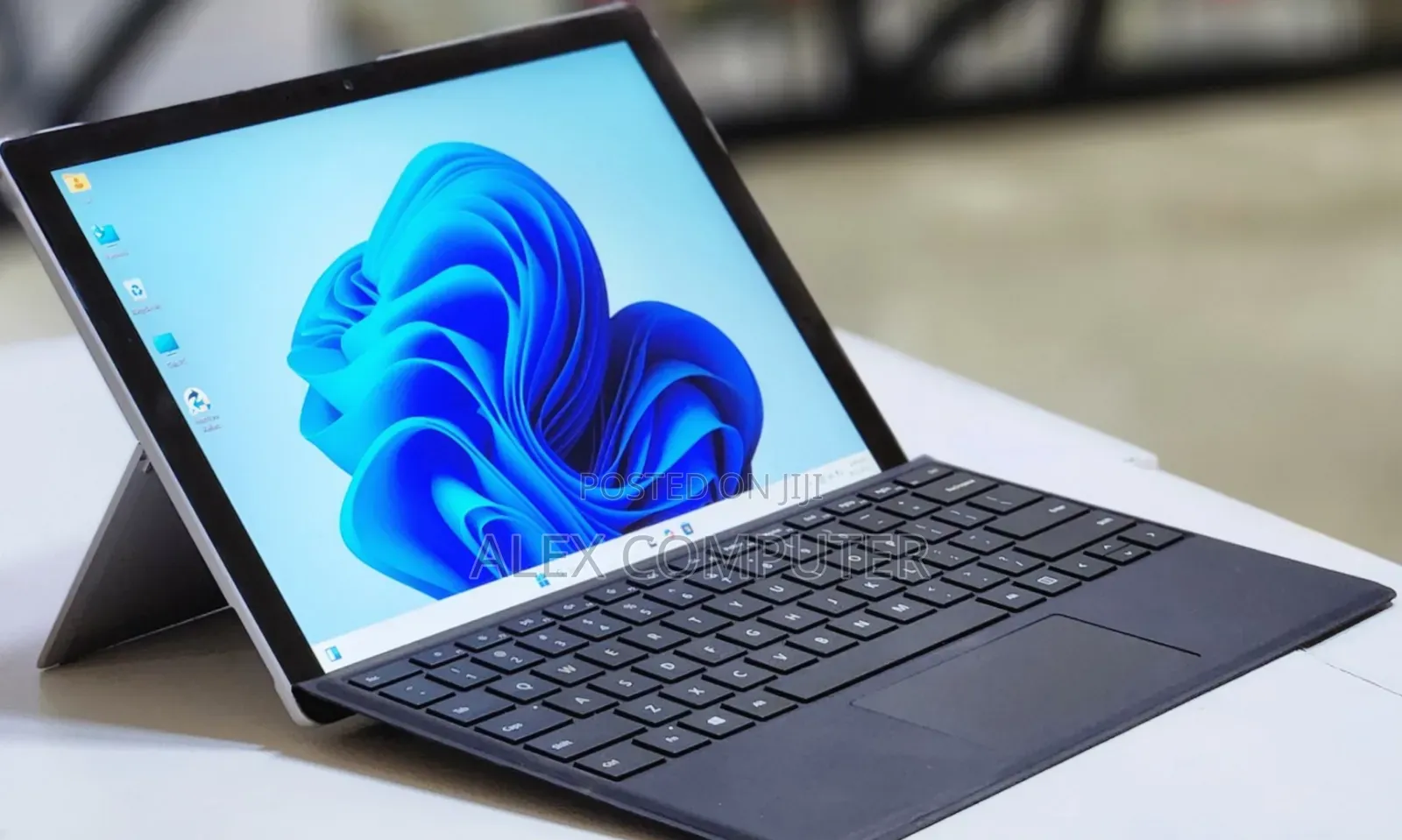 New Laptop Microsoft Surface Pro 7 16GB Intel Core I7 SSD 512GB