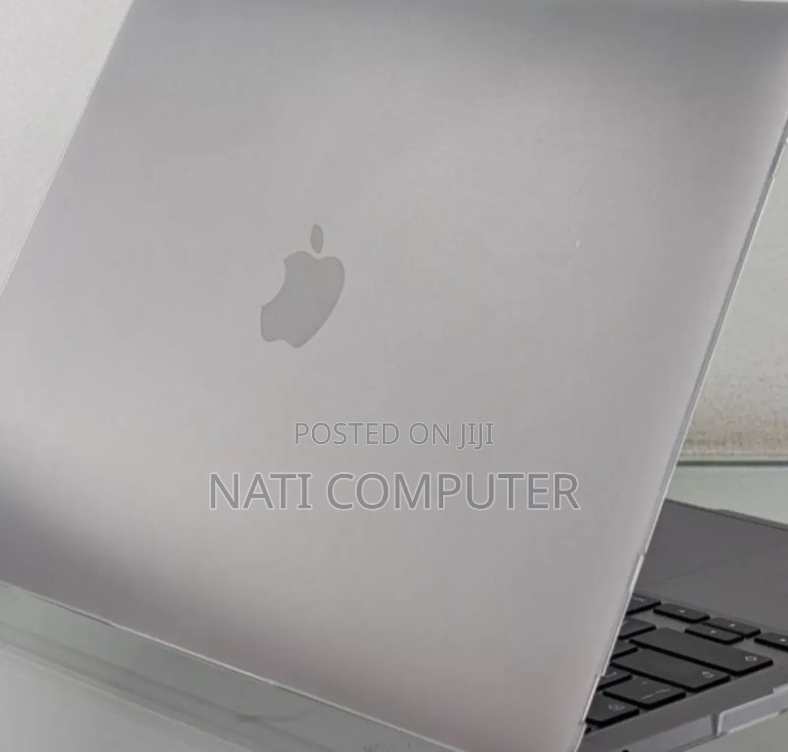 New Laptop Apple MacBook Pro 2022 M2 8GB Apple M2 SSD 256GB