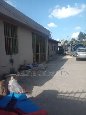 Ayat, L-Shape House for Sale 500sqm