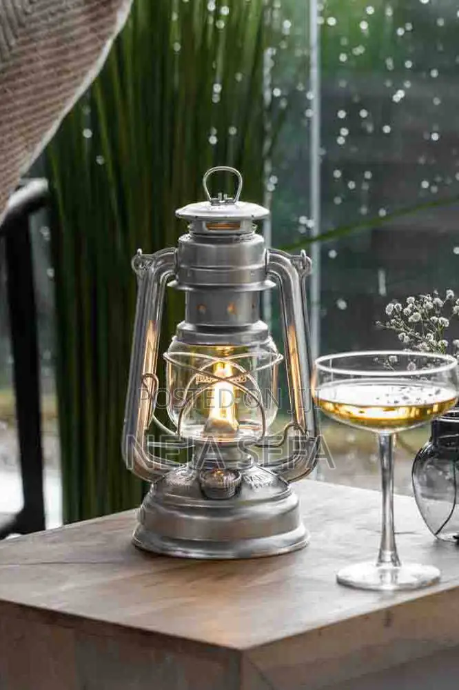 ፋኖስ መብራቶች እና ማሾ