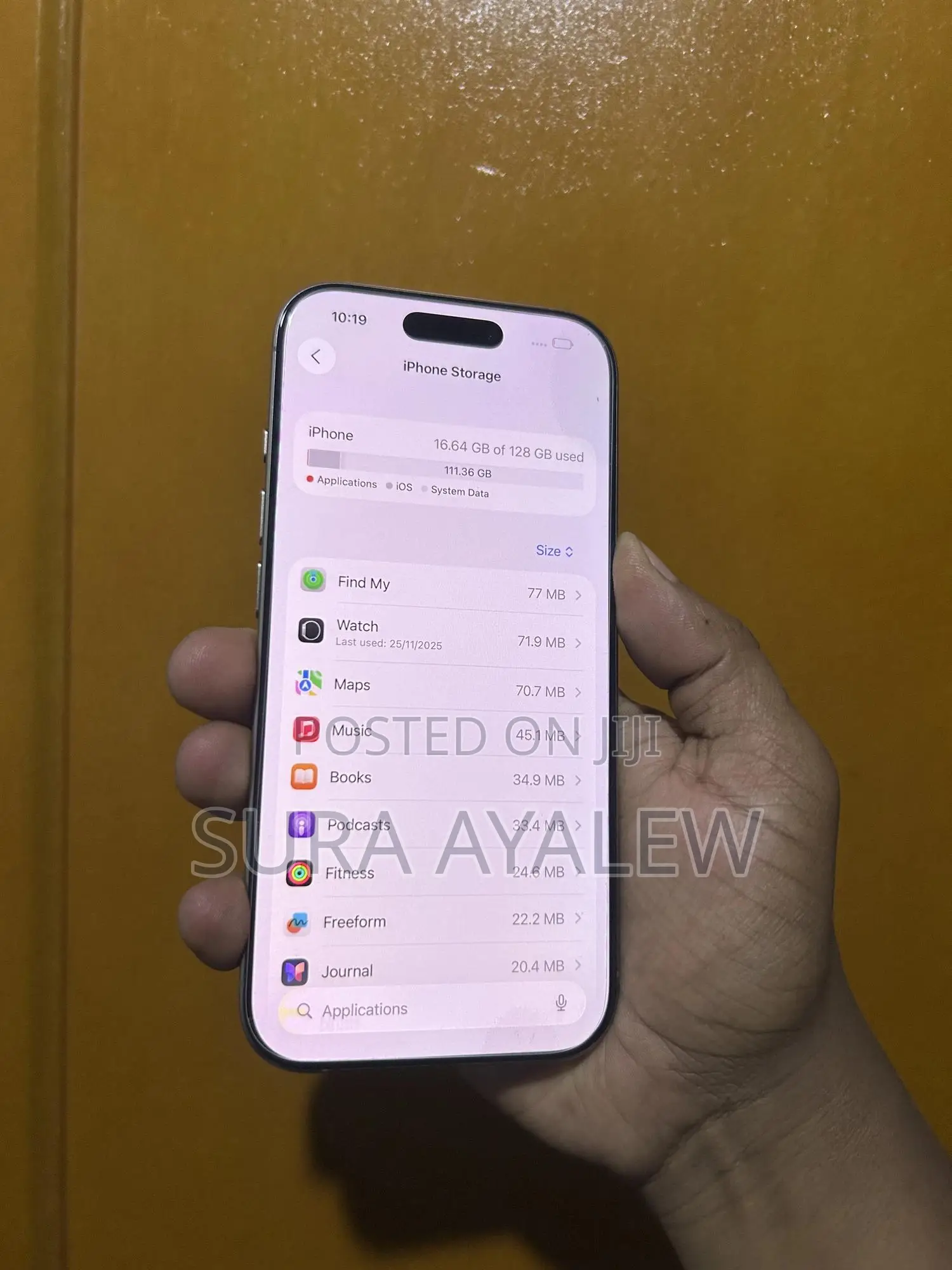 New Apple iPhone 16 Pro 128 GB Gold