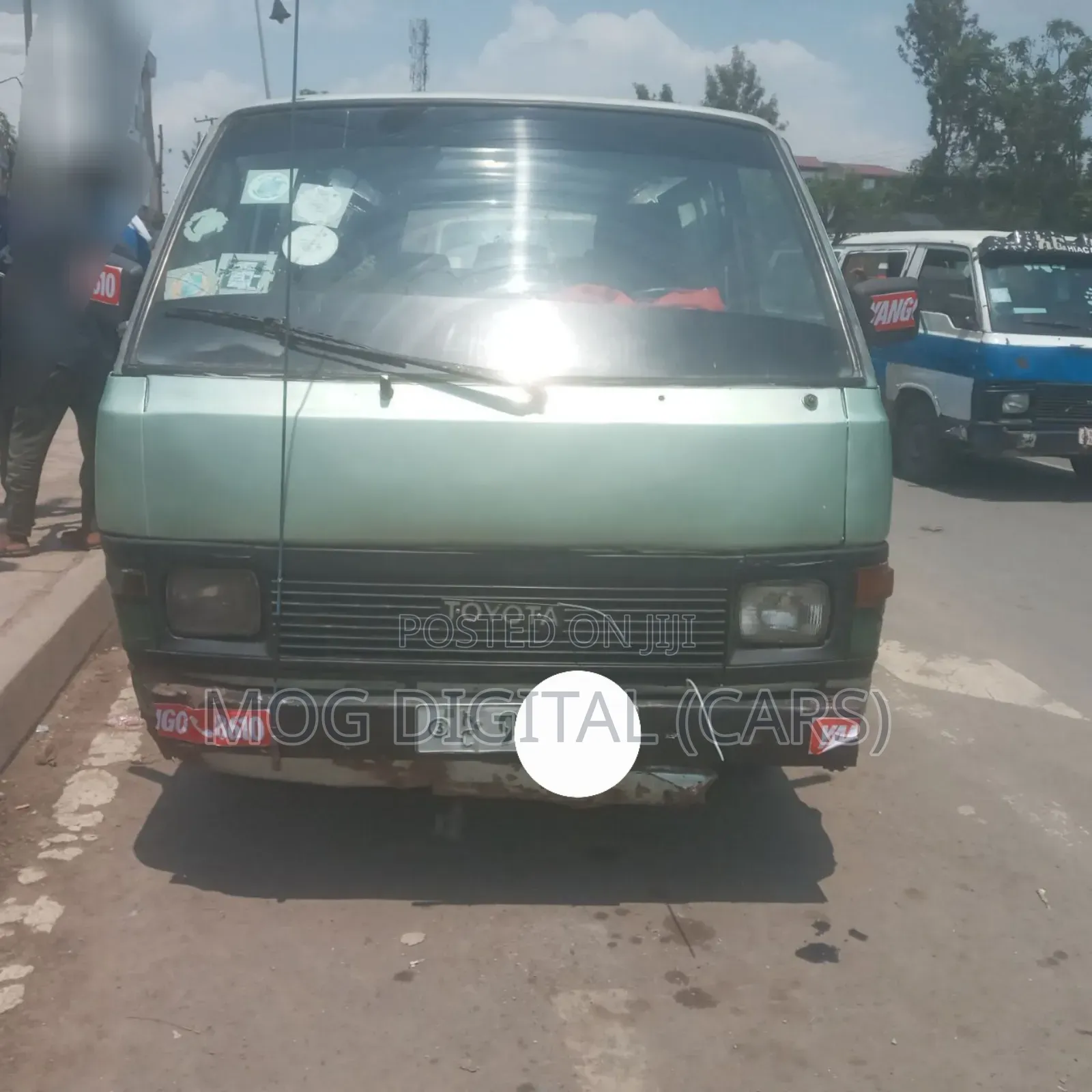 Toyota HiAce 1985 Grey