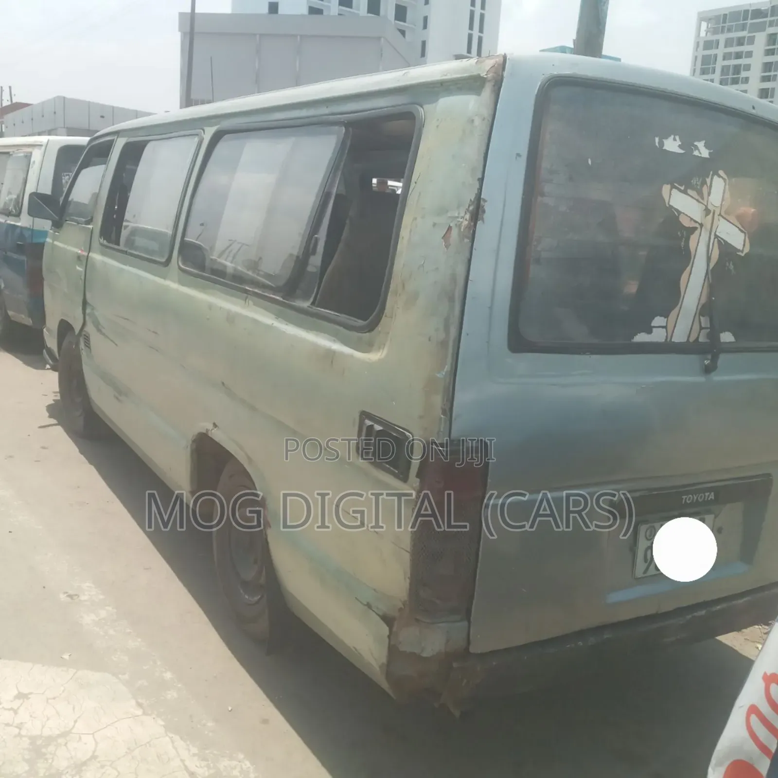 Toyota HiAce 1985 Grey