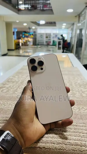 New Apple iPhone 16 Pro Max 256 GB Gold