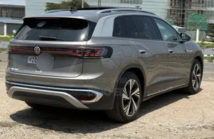 Volkswagen ID.6 Crozz 66 kWh RWD 2022 Silver