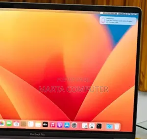 Photo - New Laptop Apple MacBook Pro 2019 16GB Intel Core I7 SSD 512GB