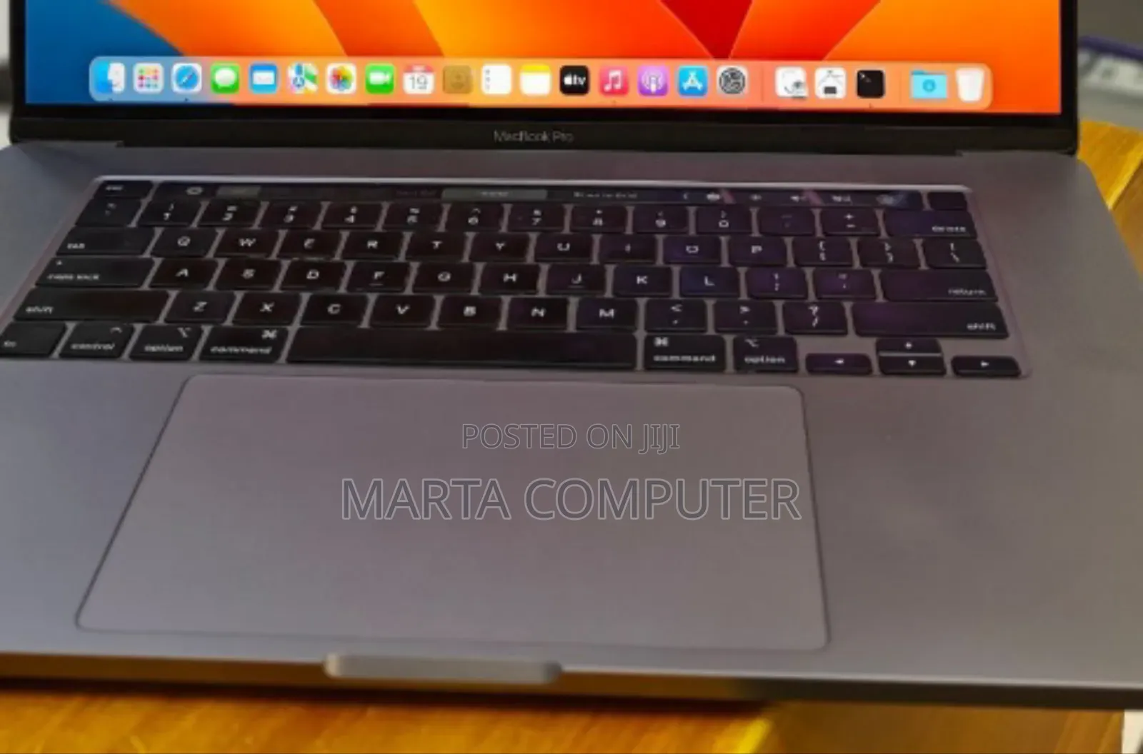 New Laptop Apple MacBook Pro 2019 16GB Intel Core I7 SSD 512GB