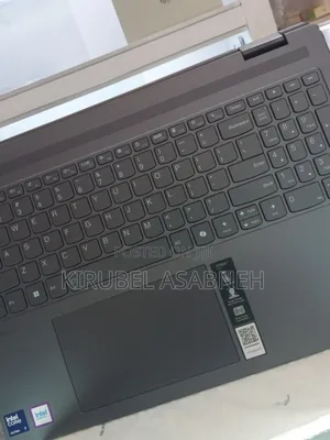 New Laptop Lenovo Yoga 7i 16GB Intel Core Ultra 7 SSD 1T