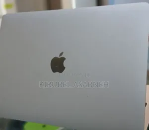 New Laptop Apple MacBook Pro 2022 M2 8GB Apple M2 SSD 256GB