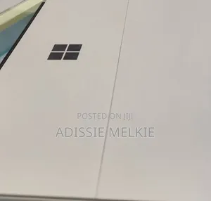 Photo - New Laptop Microsoft Surface Pro 7+ 8GB Intel Core I5 SSD 256GB