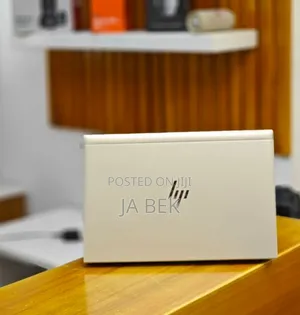 New Laptop HP EliteBook 835 G7 16GB AMD Ryzen 5 SSD 512GB