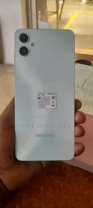 Samsung Galaxy M05 64 GB White