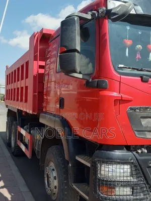 HOWO Dump Truck 2025 Red