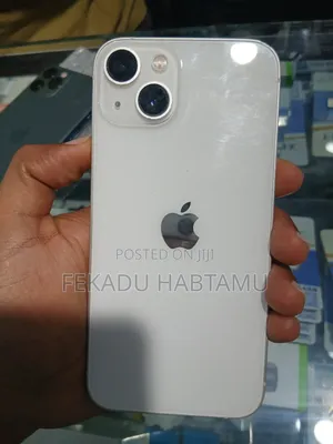 Photo - Apple iPhone 13 128 GB White