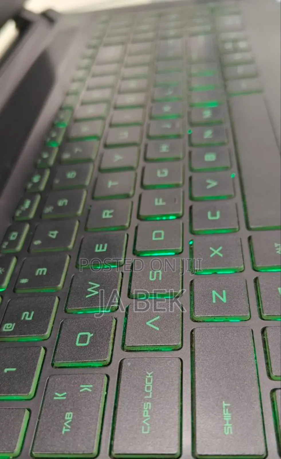 New Laptop HP Pavilion 15 12GB Intel Core I5 SSHD (Hybrid) 1.5T