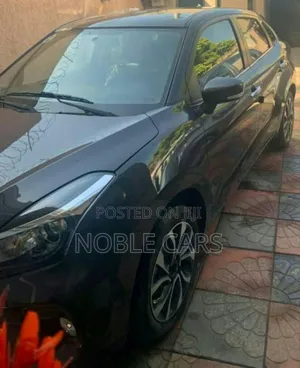 Suzuki Baleno 2023 Gray