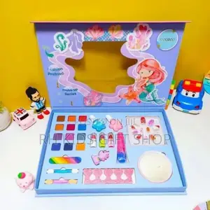 Photo - Kids Makeup Set