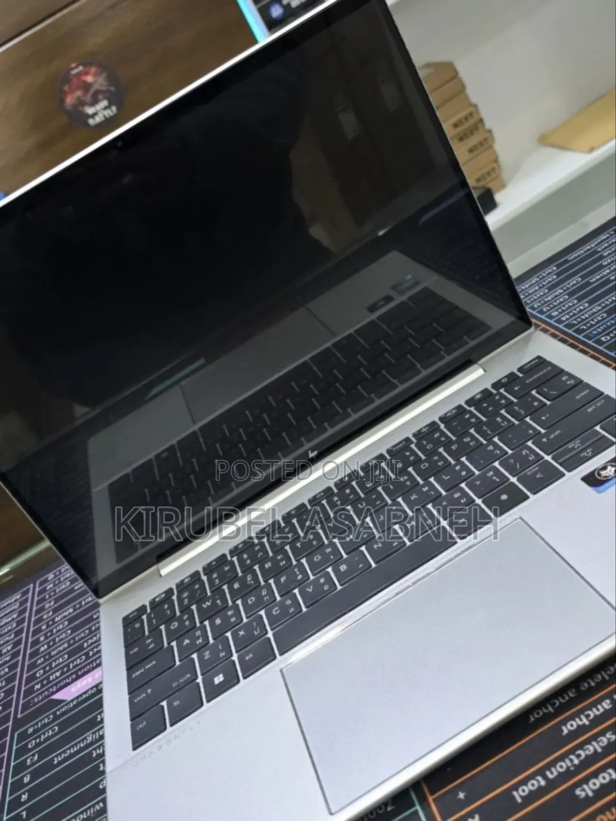 New Laptop HP Dragonfly G4 16GB Intel Core I7 SSD 512GB