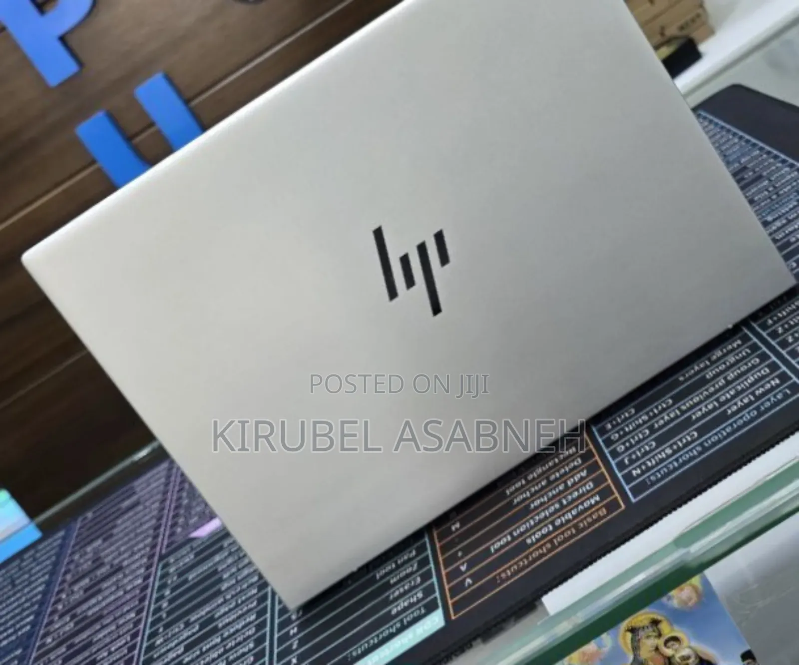 New Laptop HP Dragonfly G4 16GB Intel Core I7 SSD 512GB