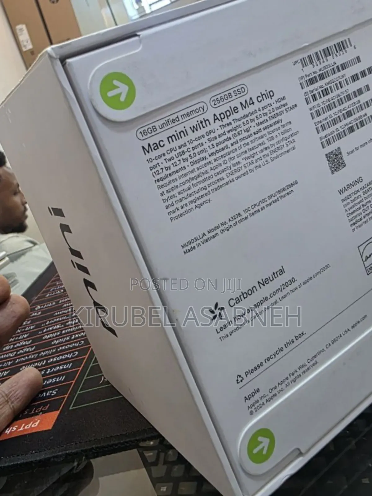 New Laptop Apple MacBook 16GB Apple M4 SSD 256GB