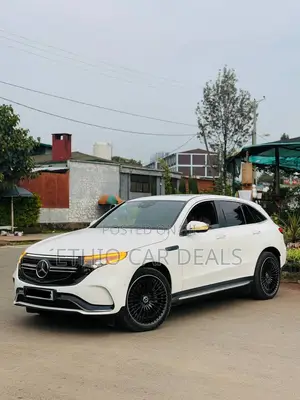 Mercedes-Benz EQC EQC400 4MATIC 2022 White