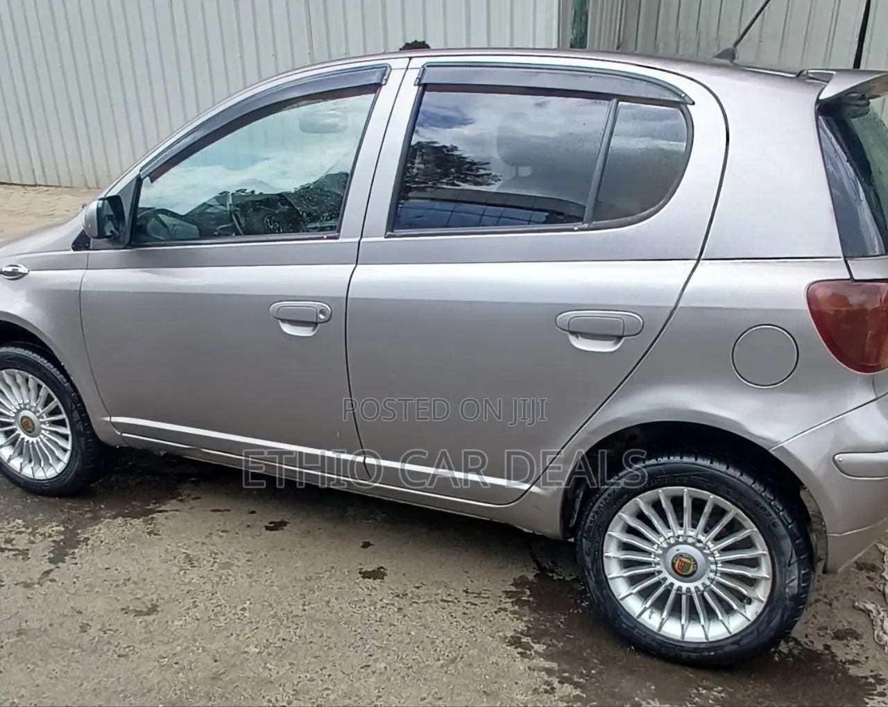 Toyota Vitz 1.5 FWD 3dr 2004 Silver