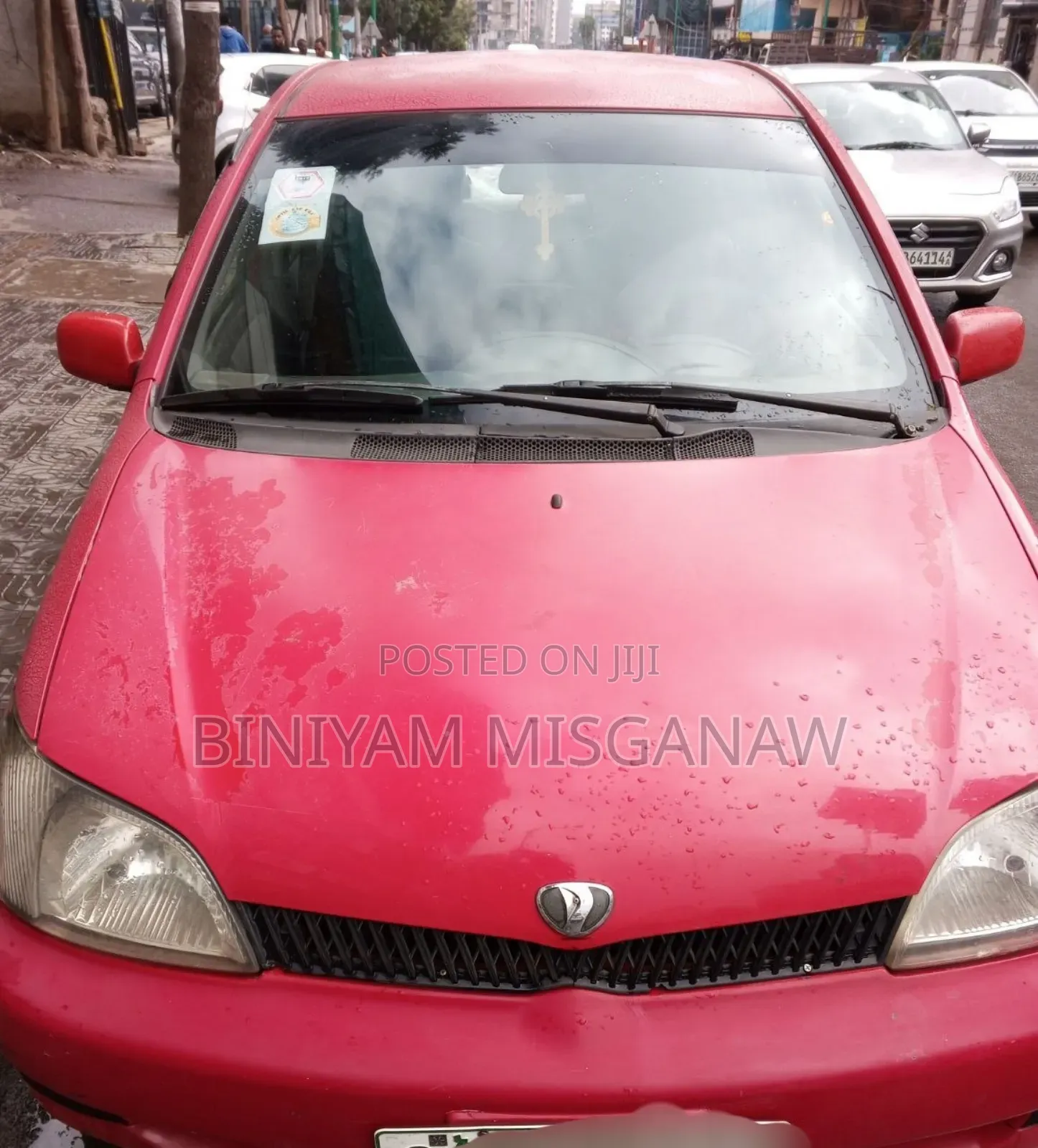 Toyota Platz 2001 Red