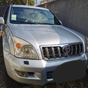 Photo - Toyota Land Cruiser Prado 2008 Silver