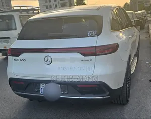 Mercedes-Benz EQC EQC400 4MATIC 2022 White