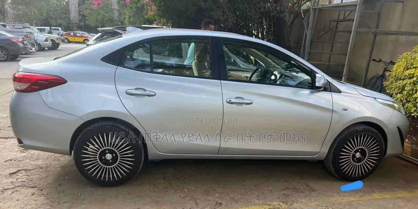 Toyota Yaris 2020 Silver